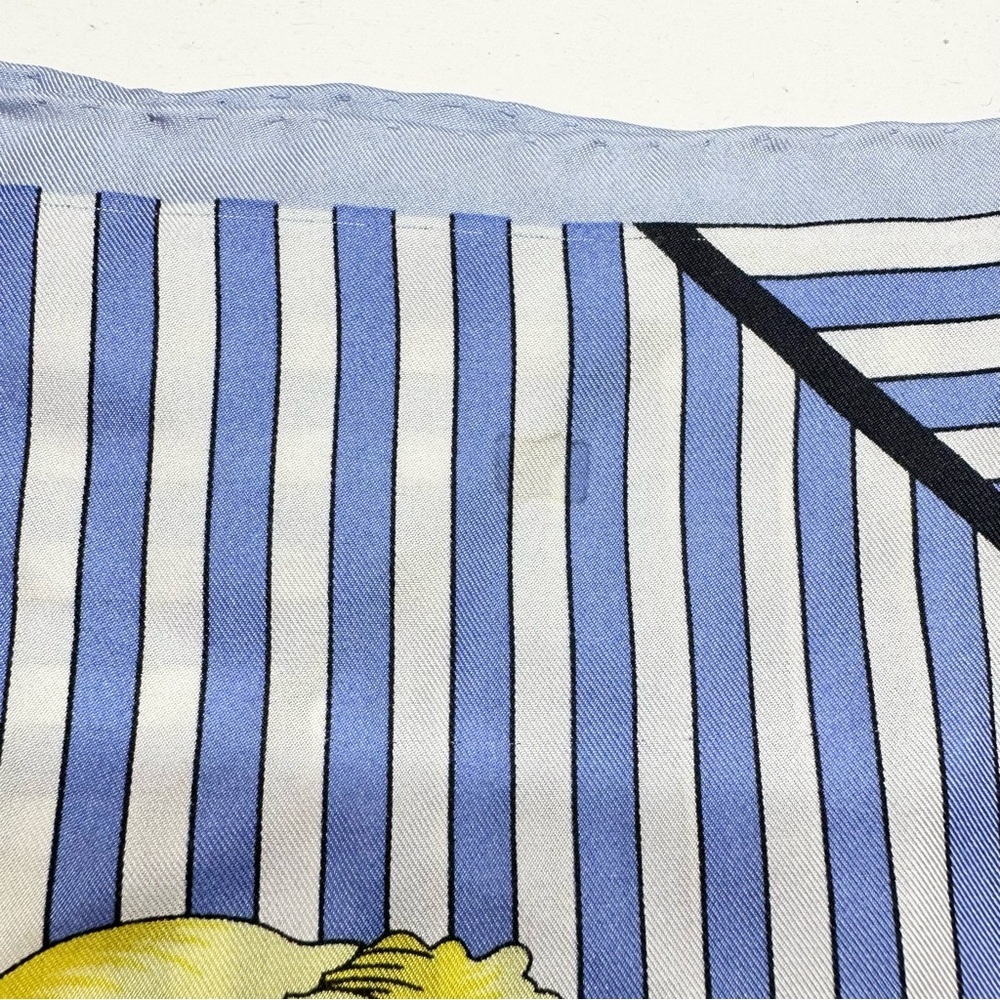 💸Sold💸 Talbots 100% Silk Scarf Crisp Tulip Floral Blue Yellow Striped - Picture 10 of 11